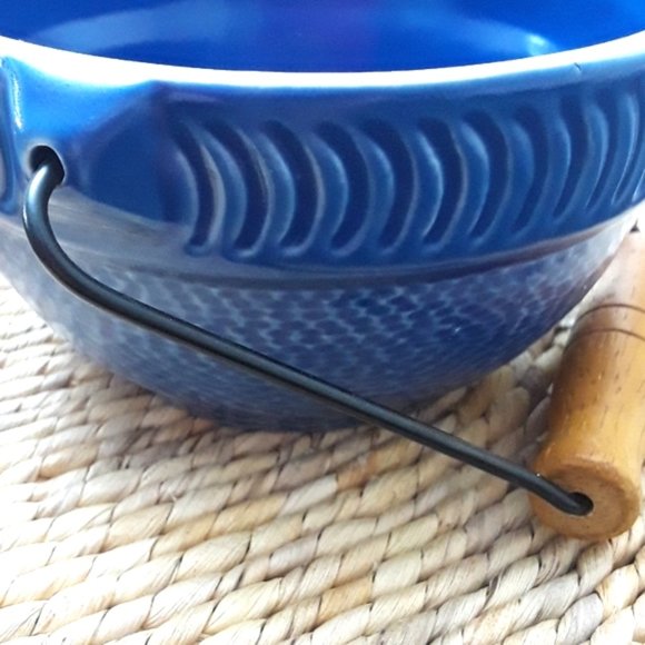 Stoneware Ribbed Bowl with Wooden Handle, Set of 3 - Picture 7 of 9